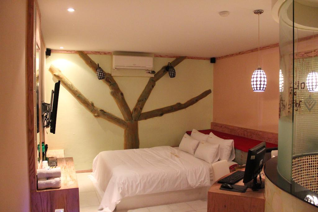 Max Hotel Daejeon Oda fotoğraf